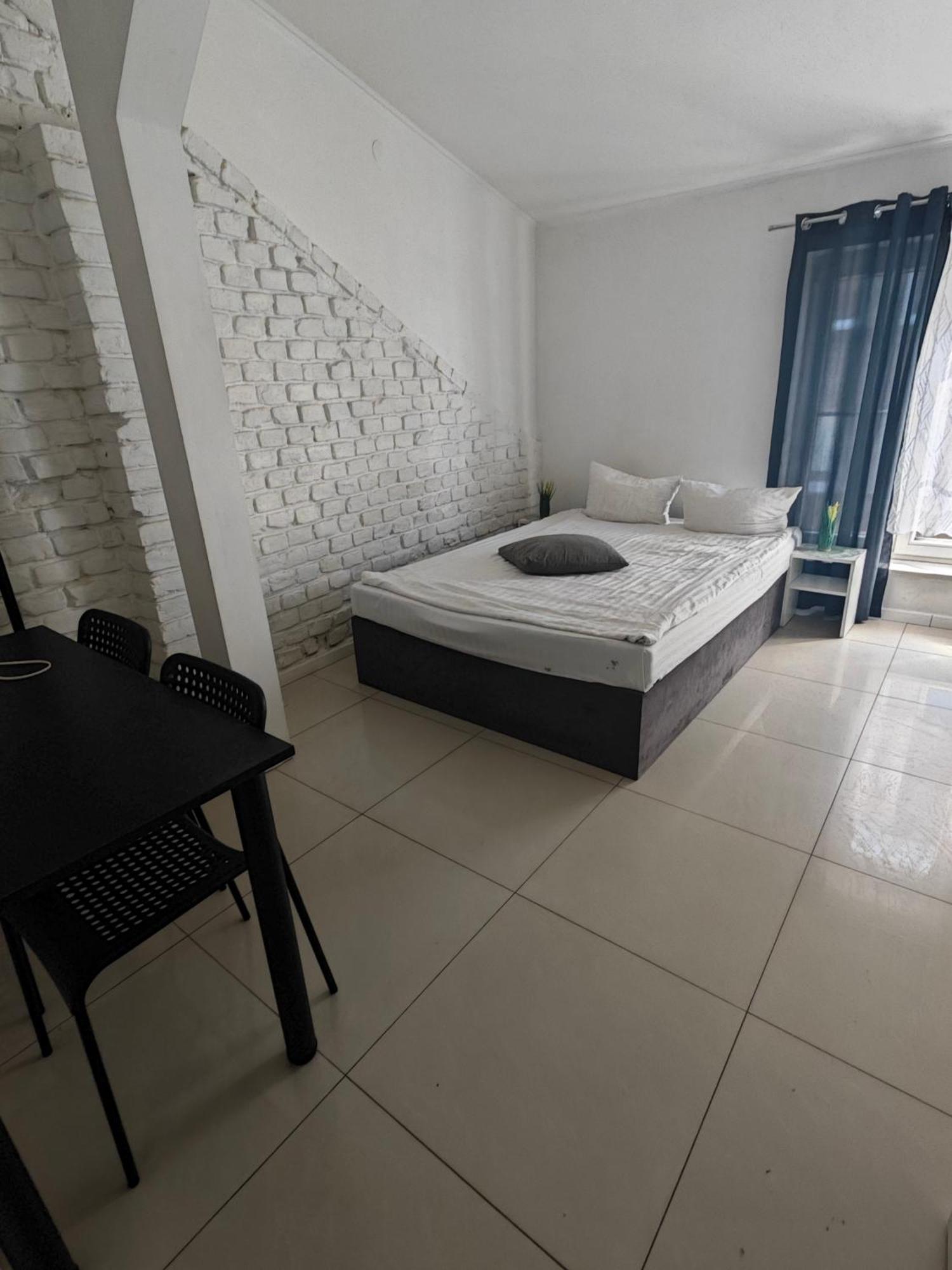 Apartamenty Wilcza - City Center Warsawa Ruang foto